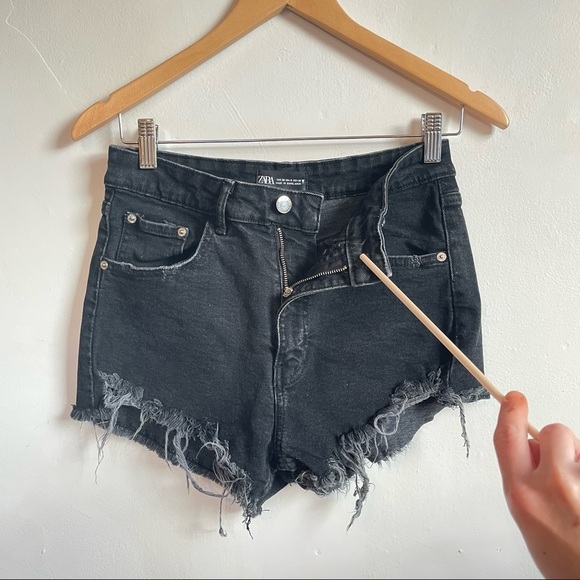 Zara | High rise denim shorts - Picture 5 of 10